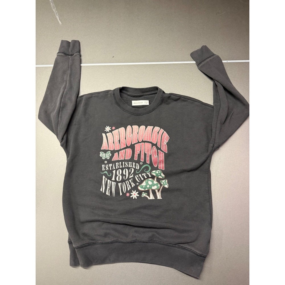 Abercrombie Kids Mushroom Graphic Crewneck Sweatshirt Black Size 11/12